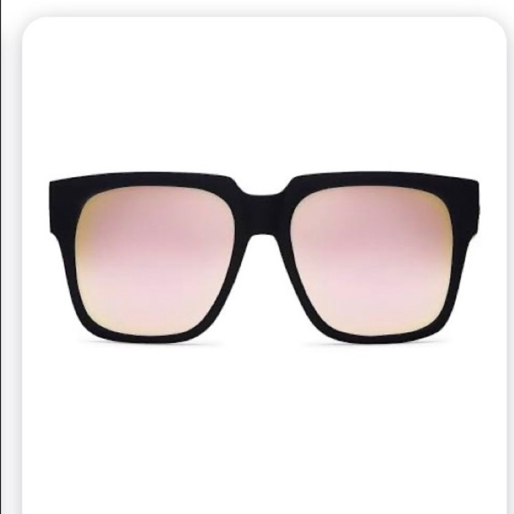 COPY - Quay on the prowl black and pink